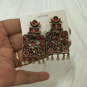 NWT Elegant Gold and Pink Earrings